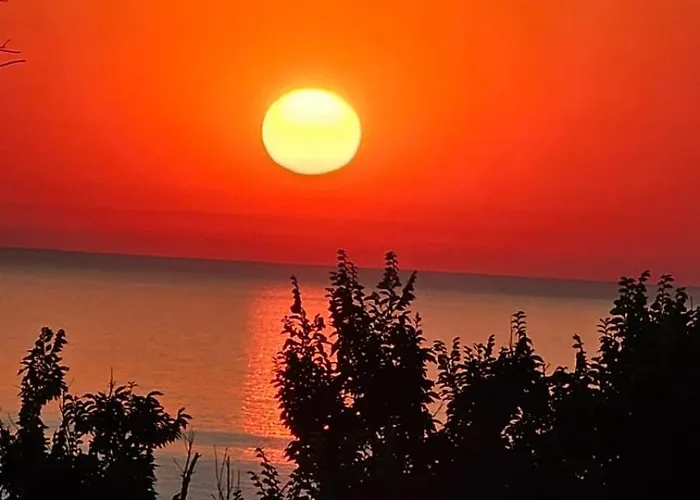 за гости гаван Apartment *