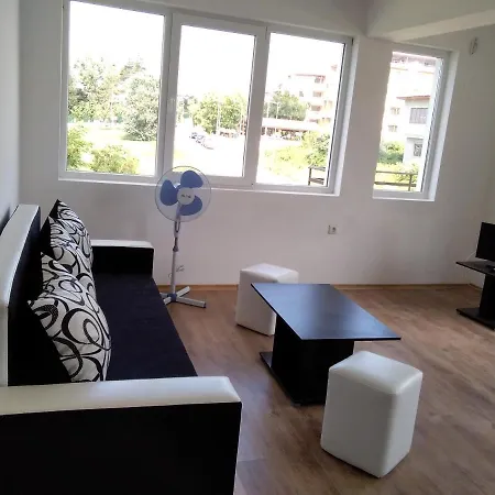 за гости гаван * Бяла